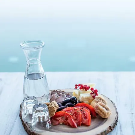 Gæstehus Etesians & Super Paradise Beach (Mykonos)