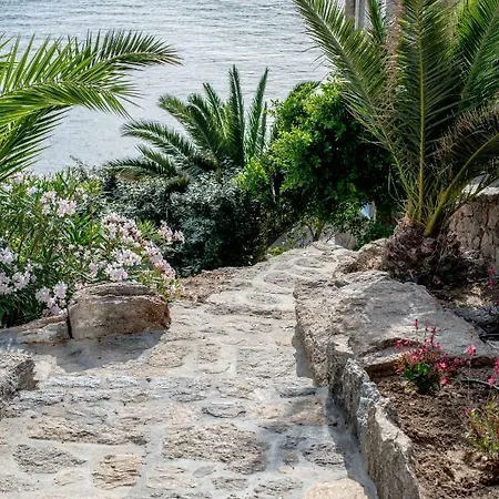 Gæstehus Etesians & 4*