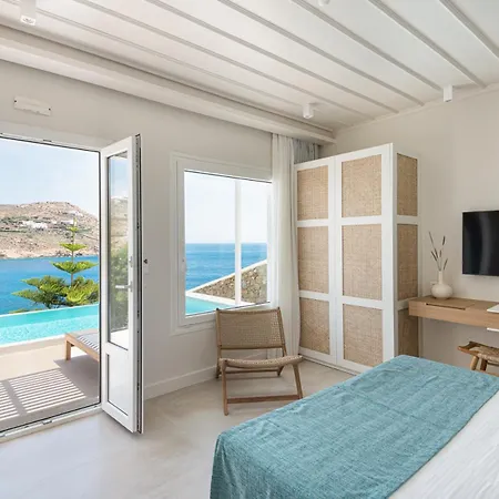Pensión Etesians Suites&villas 4*