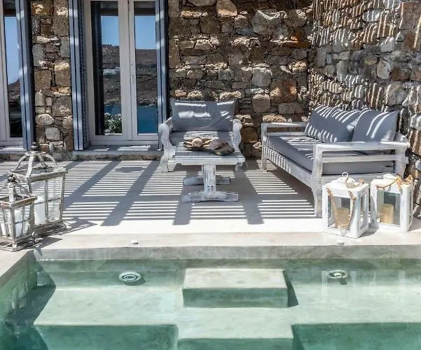 Etesians Suites&villas Plage de Super Paradise