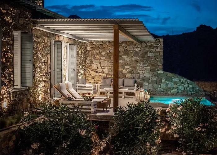 Etesians & Guest house Super Paradise Beach (Mykonos)