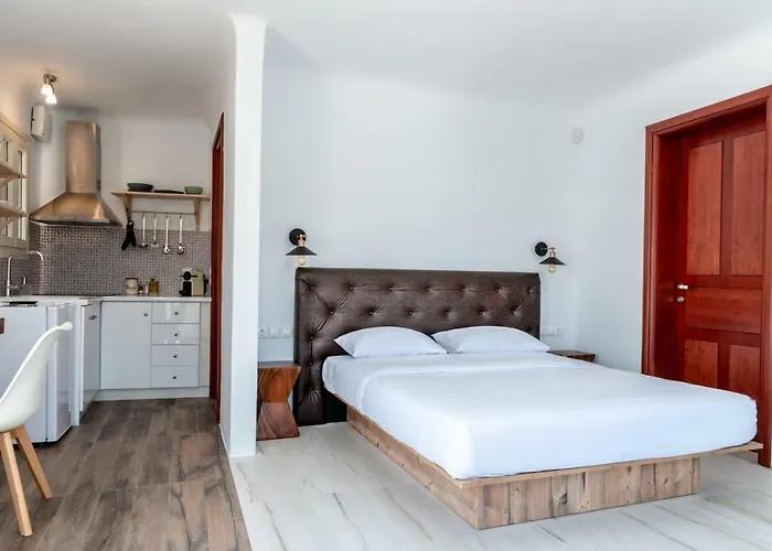 Etesians & Guest house