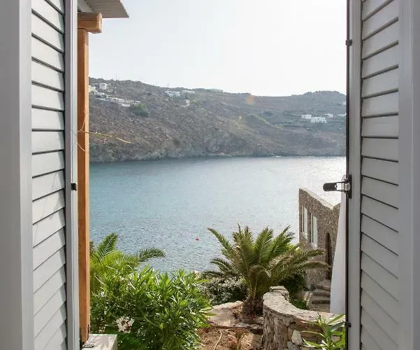 Etesians & Guest house 4*